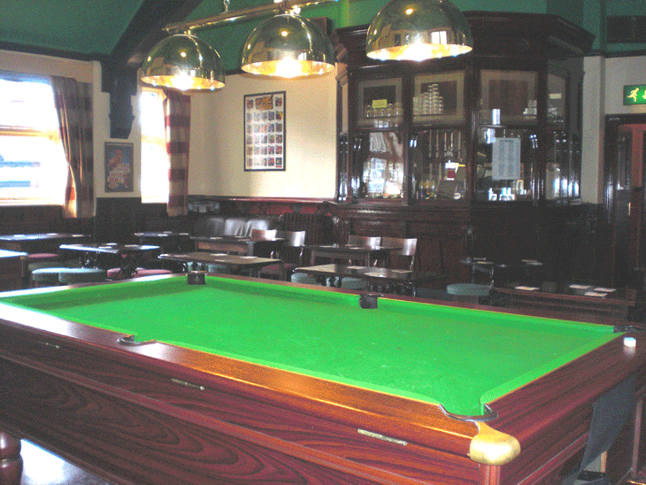 2 POOL TABLES
